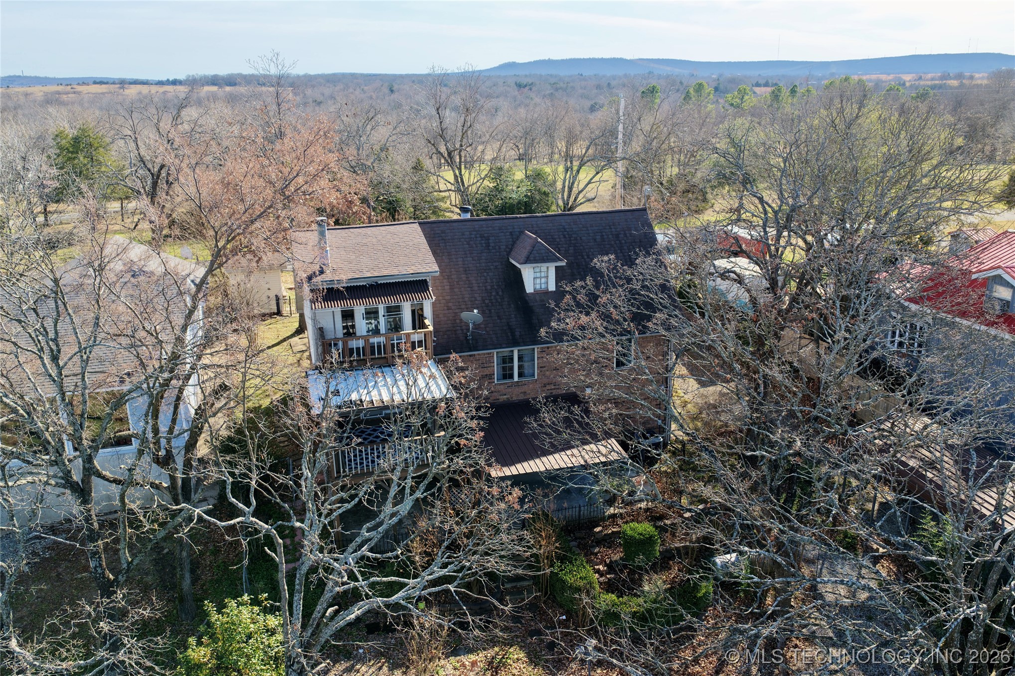 36 Hilltop Property Photo 11