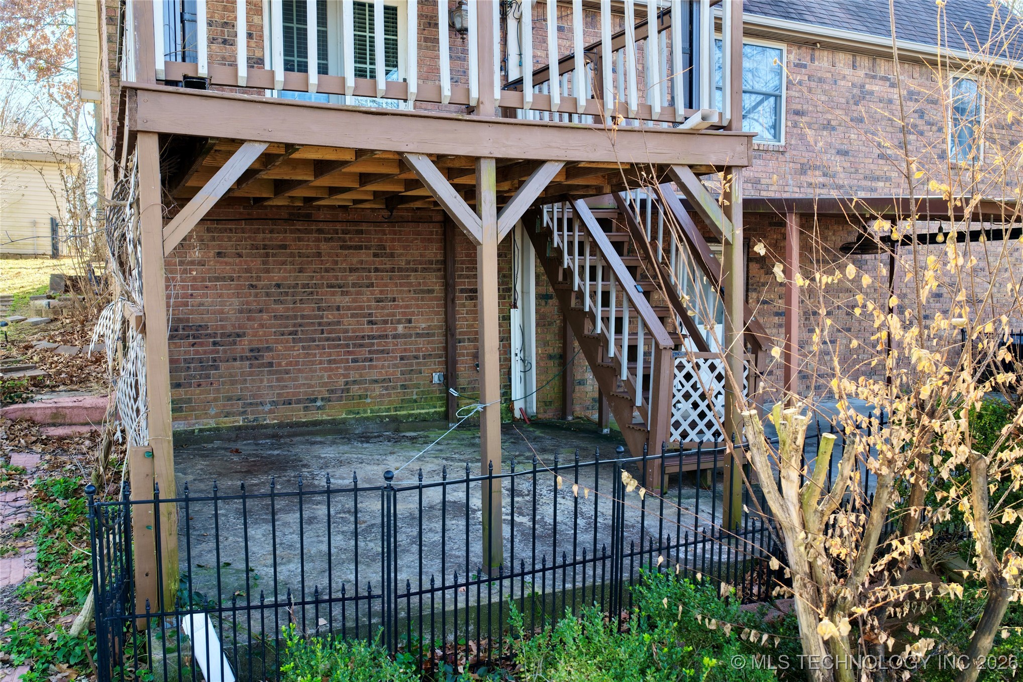 36 Hilltop Property Photo 16