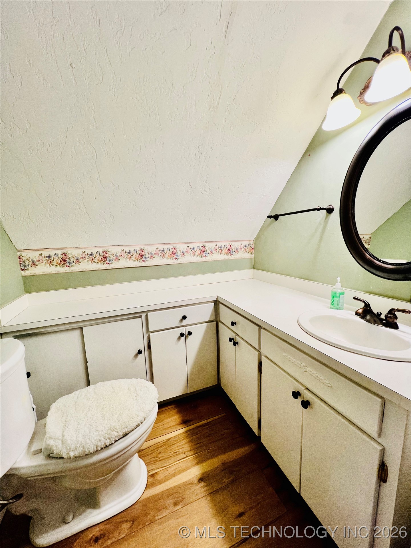 36 Hilltop Property Photo 31