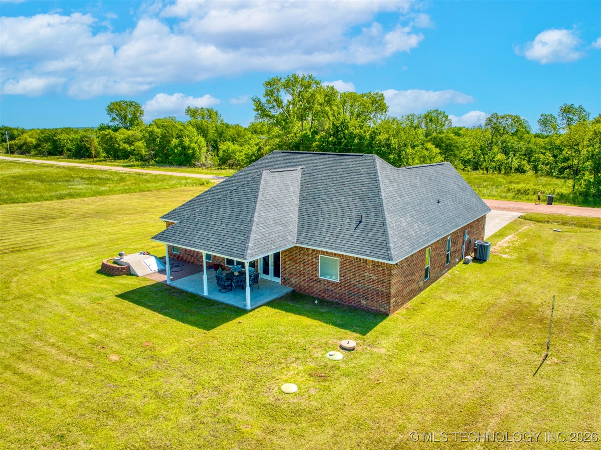 119 Golf Club Drive Property Photo 5