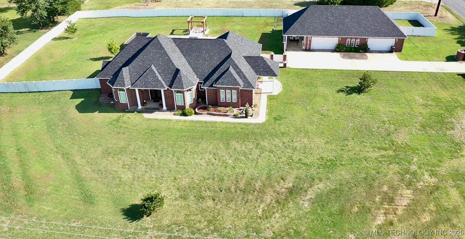 12030 County Road 3580 Road Property Photo 5