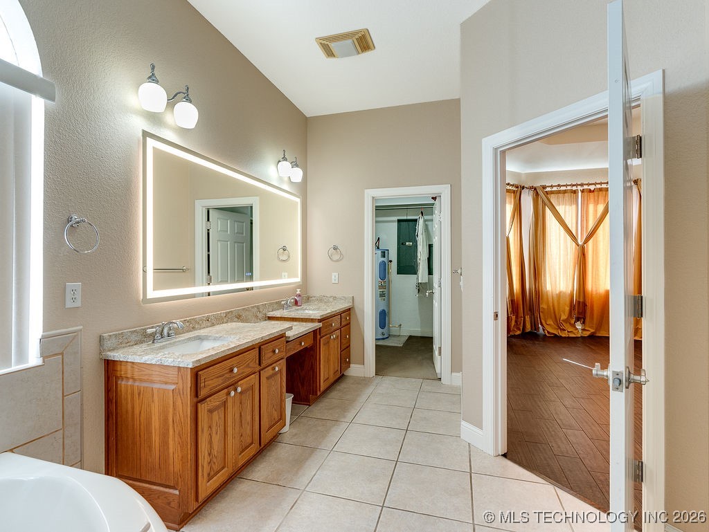 12030 County Road 3580 Road Property Photo 19