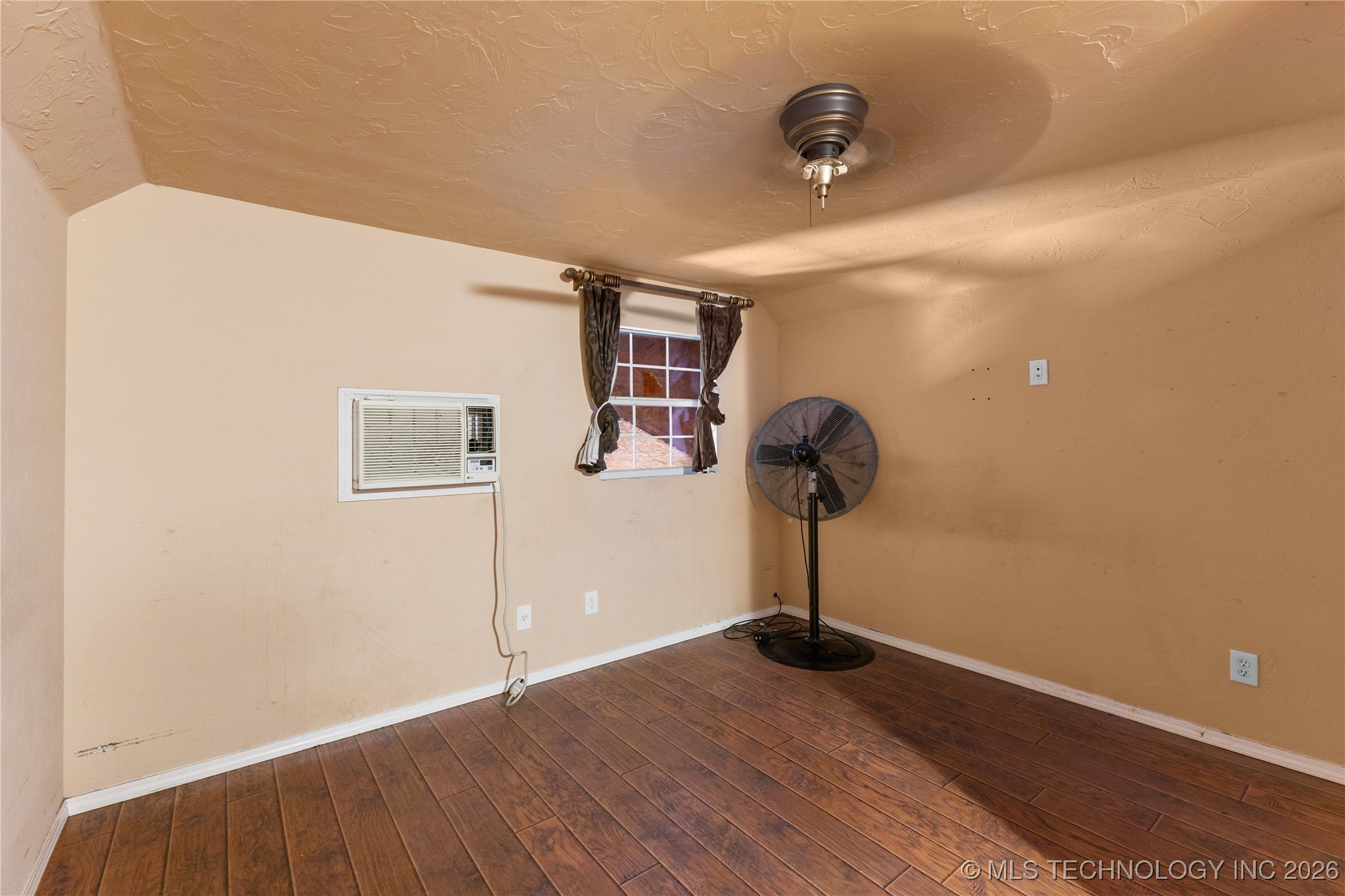 12030 County Road 3580 Road Property Photo 46