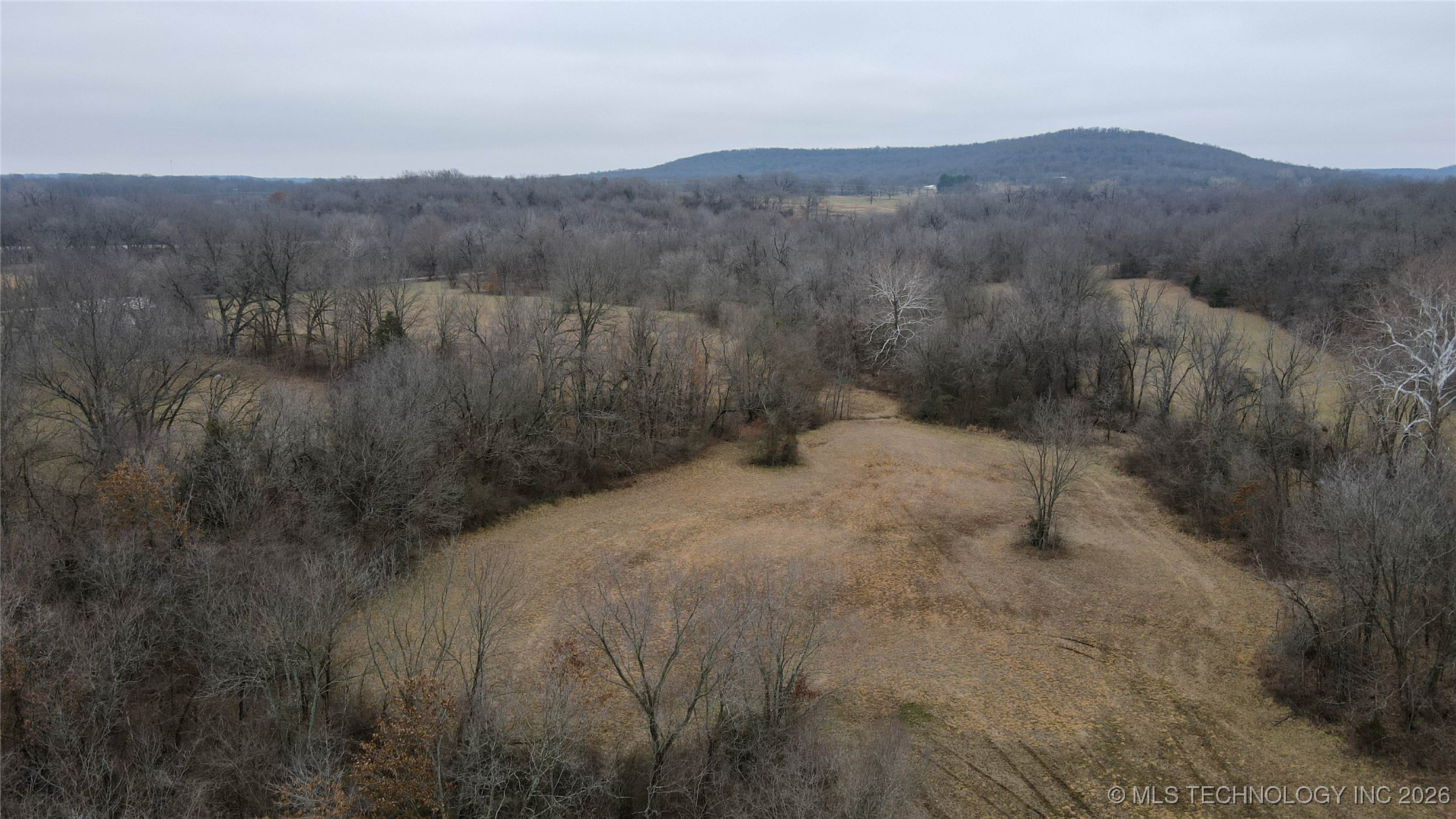 W 810 Road Property Photo 3