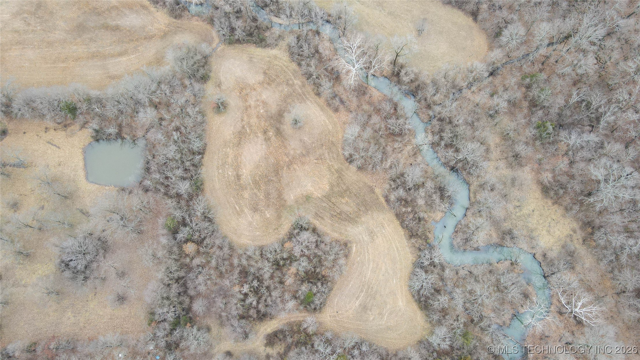 W 810 Road Property Photo 9