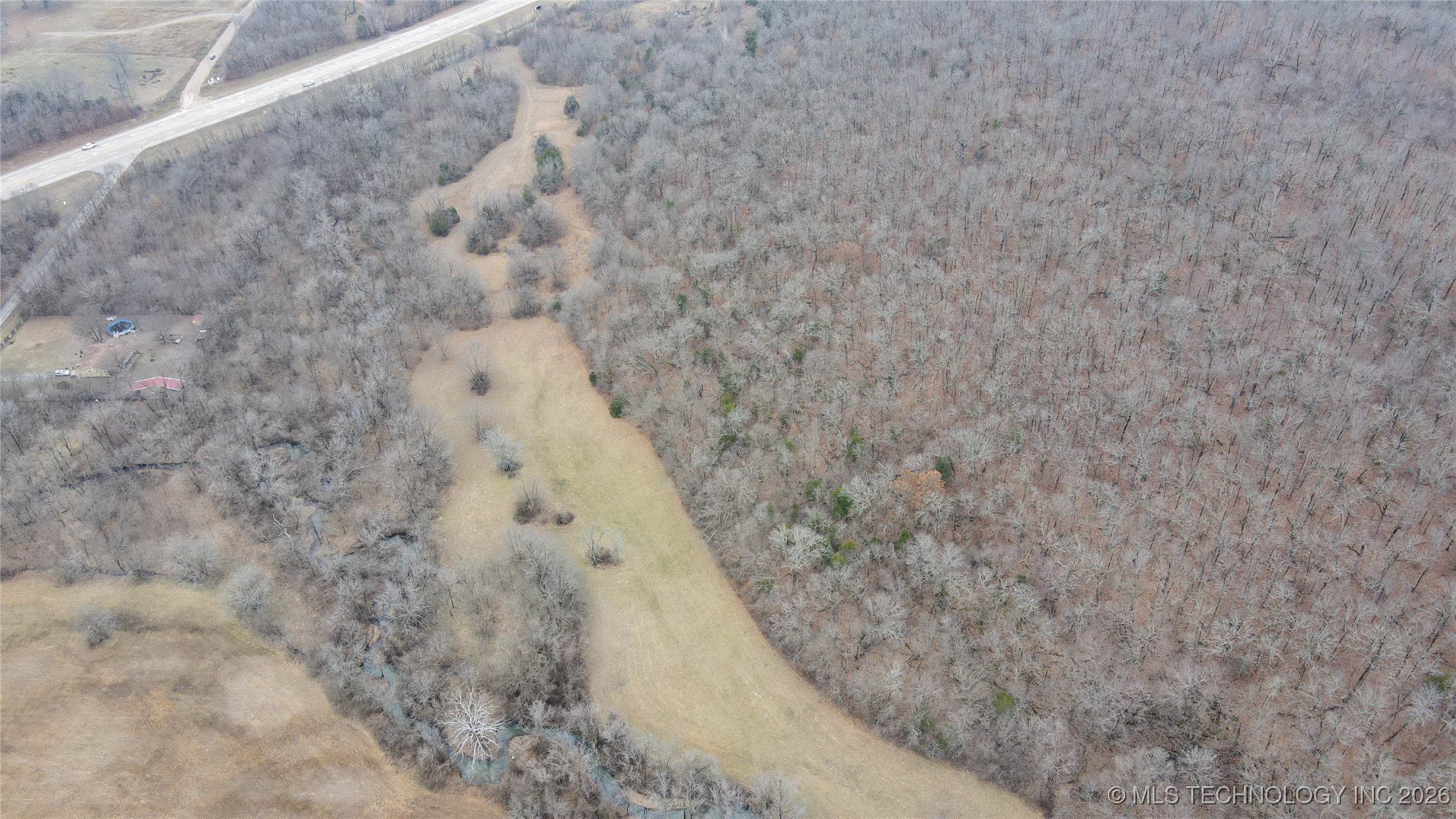 W 810 Road Property Photo 10