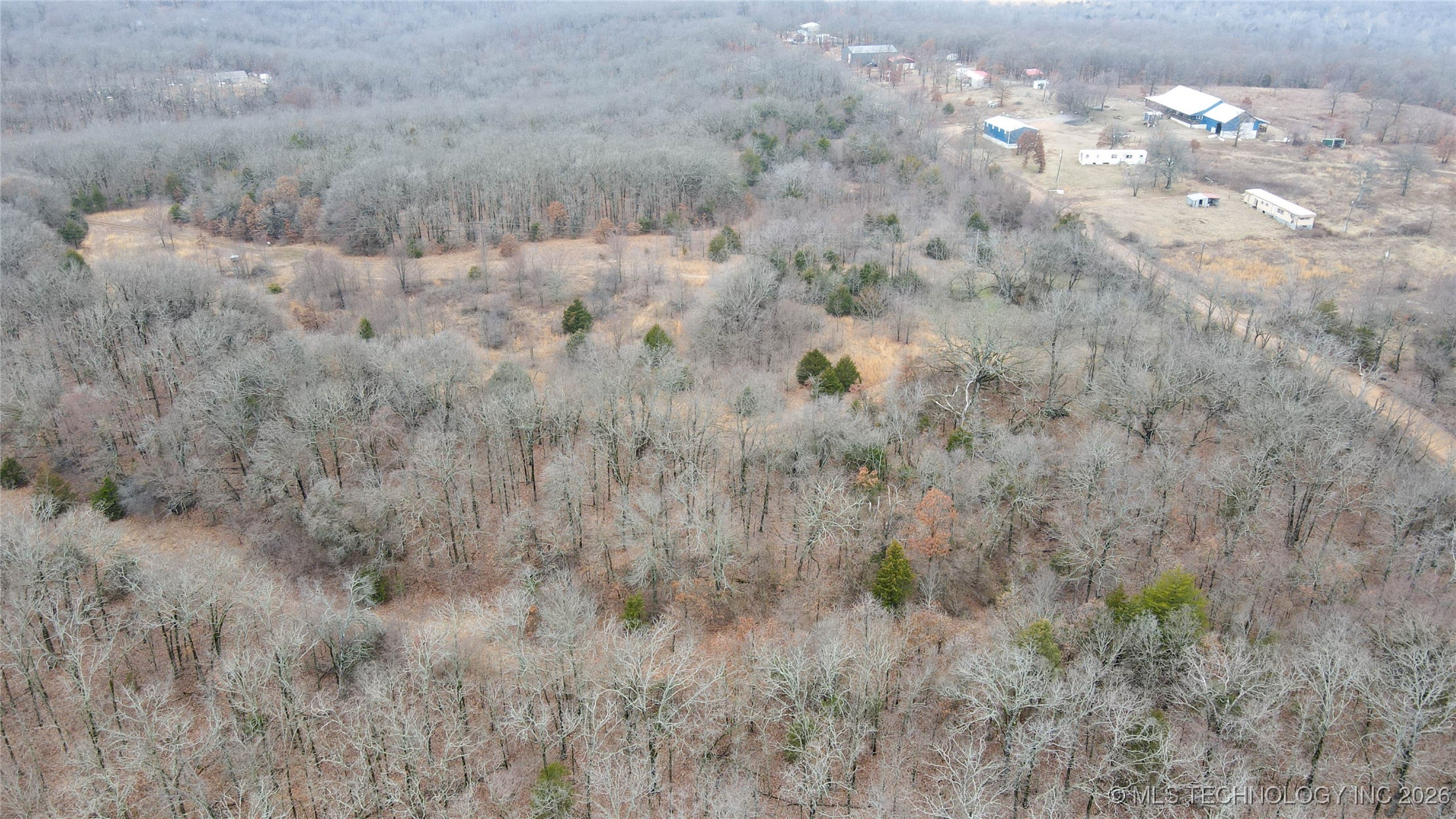 W 810 Road Property Photo 17