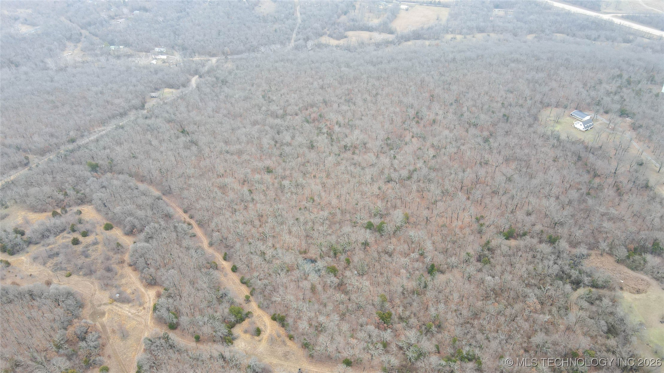 W 810 Road Property Photo 19