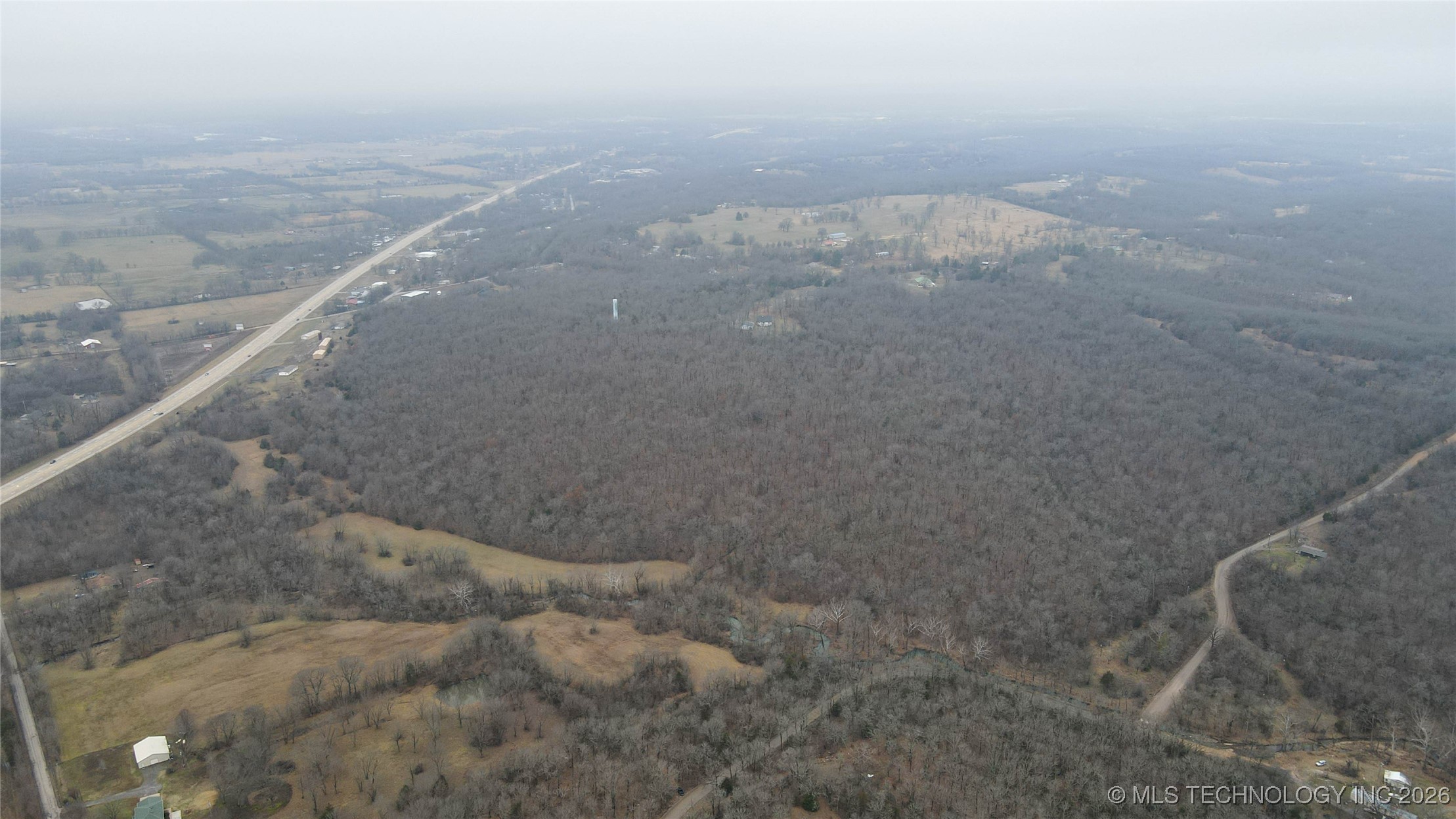 W 810 Road Property Photo 24