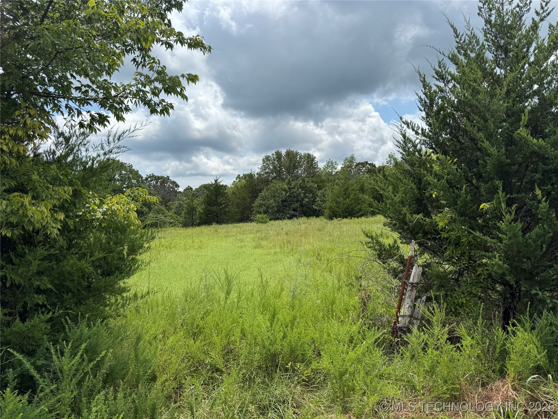 20124 W Hickory Drive Property Photo 1