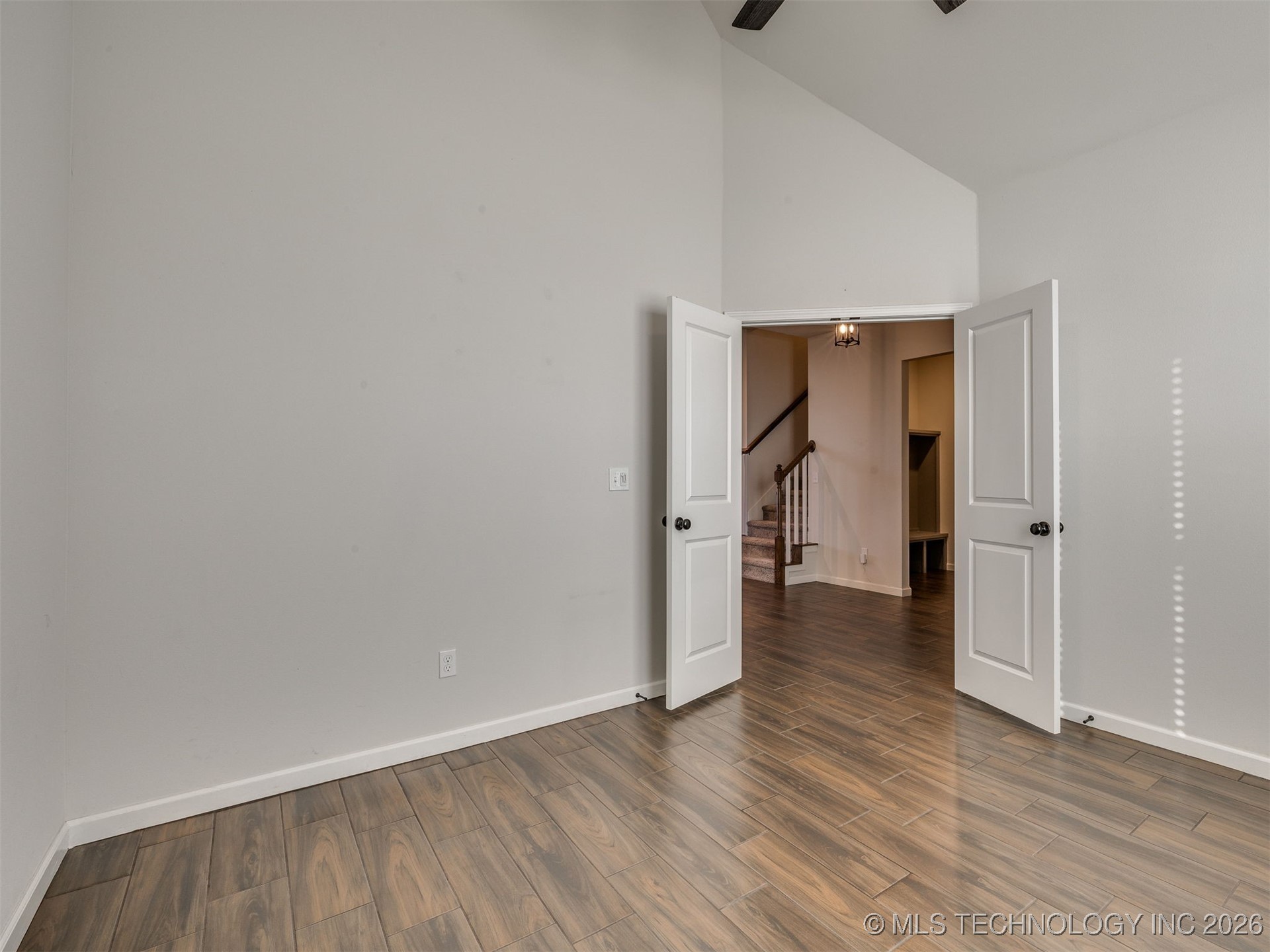 703 E 126th Street S Property Photo 8