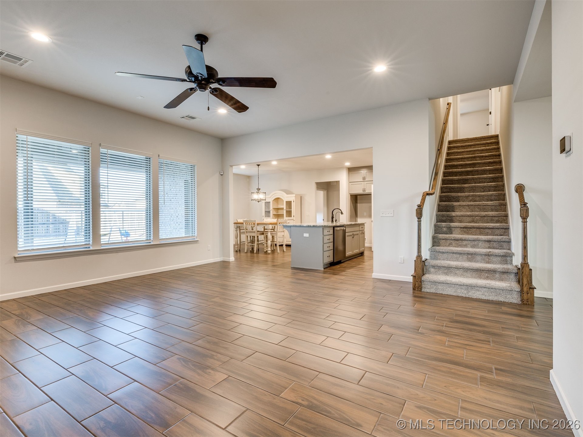 703 E 126th Street S Property Photo 12