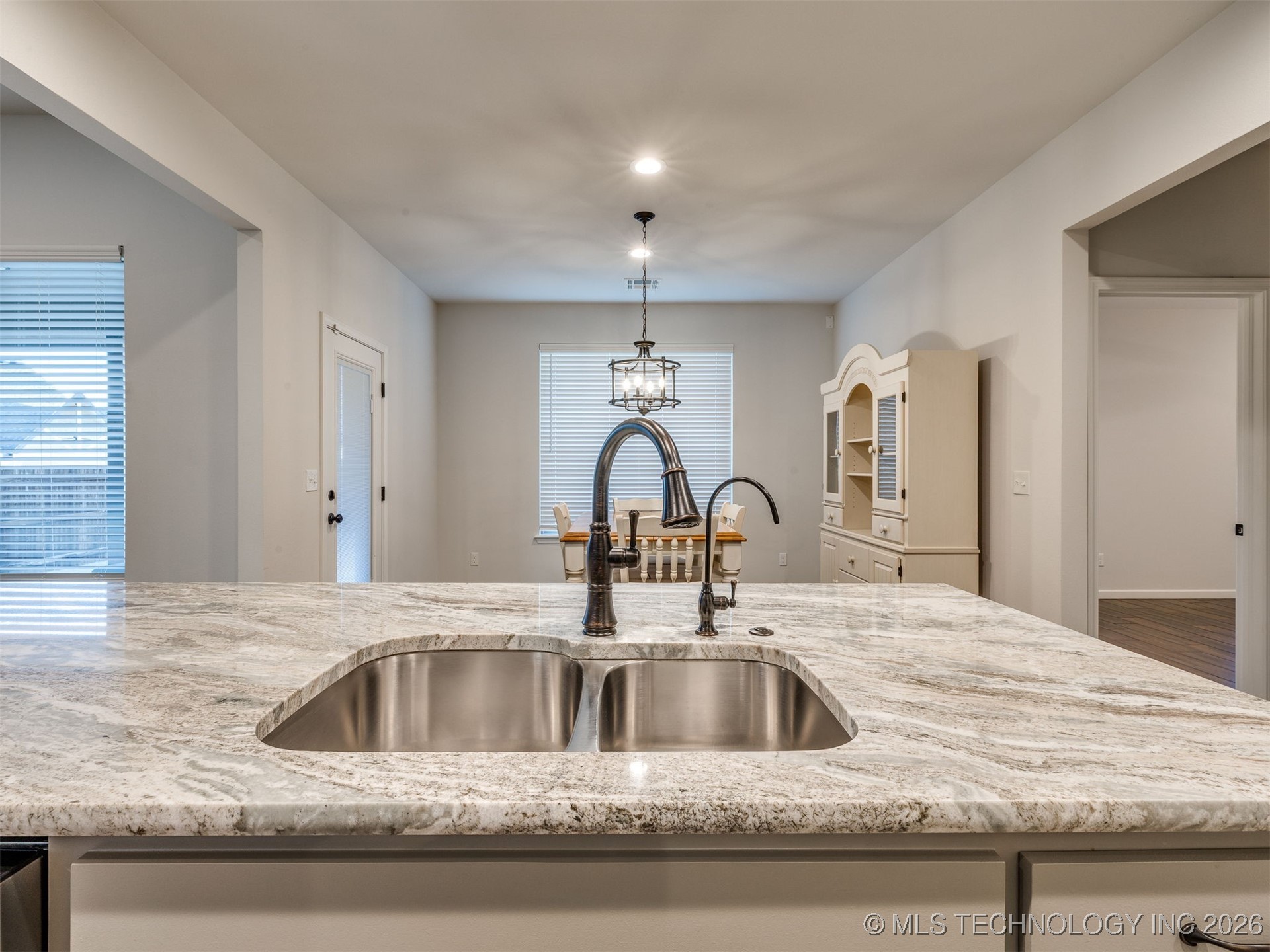 703 E 126th Street S Property Photo 26