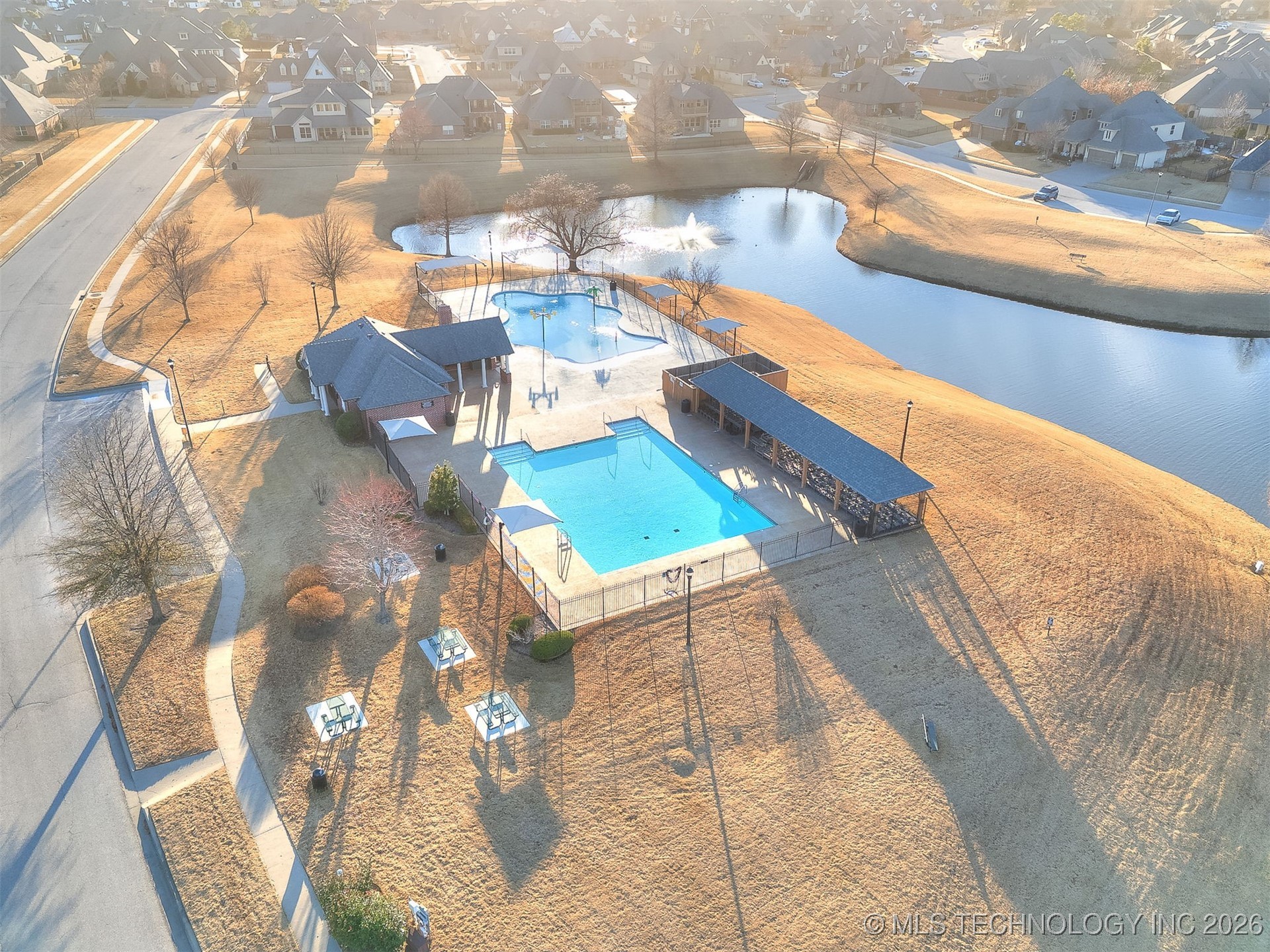 703 E 126th Street S Property Photo 36