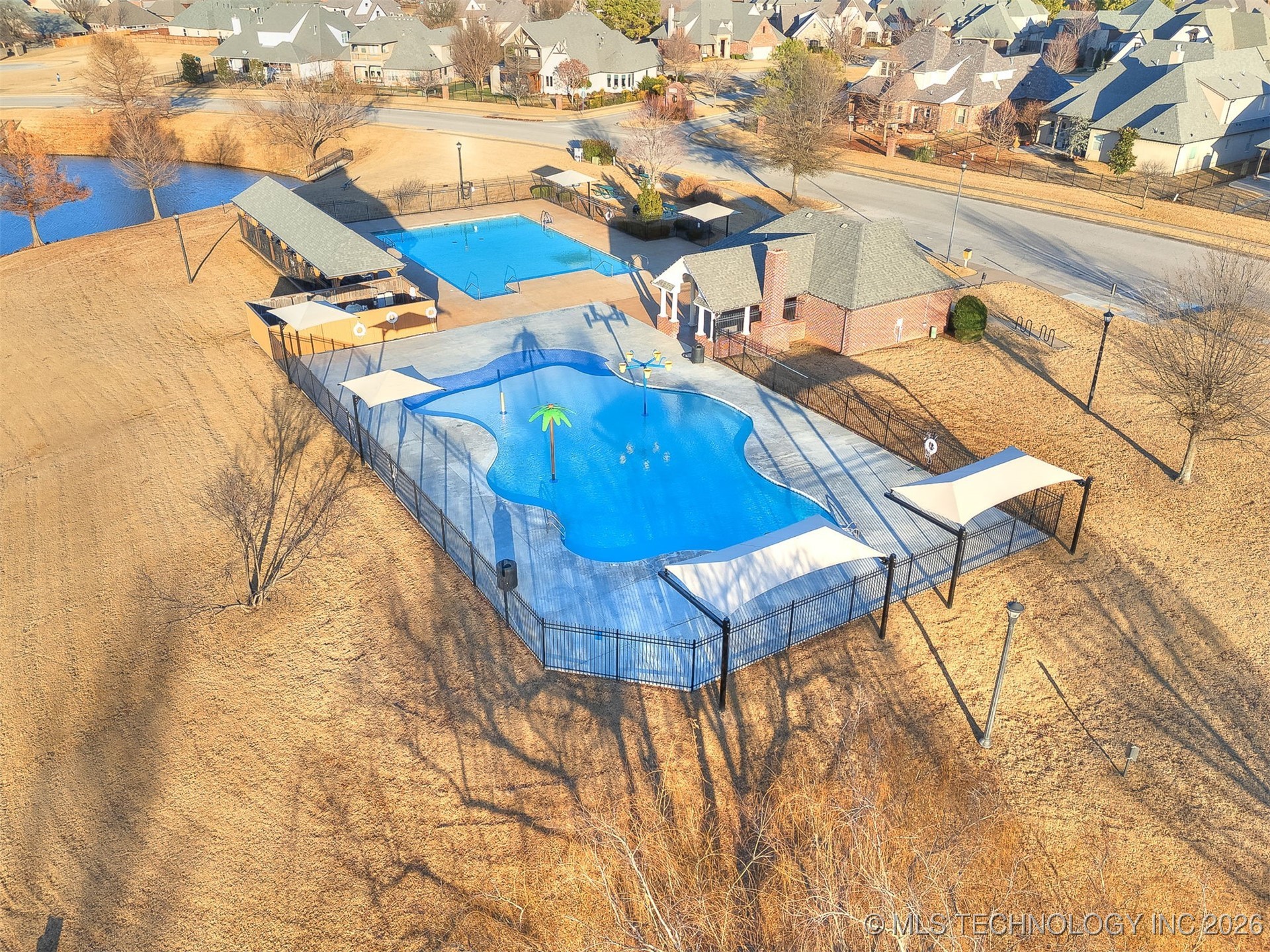 703 E 126th Street S Property Photo 37