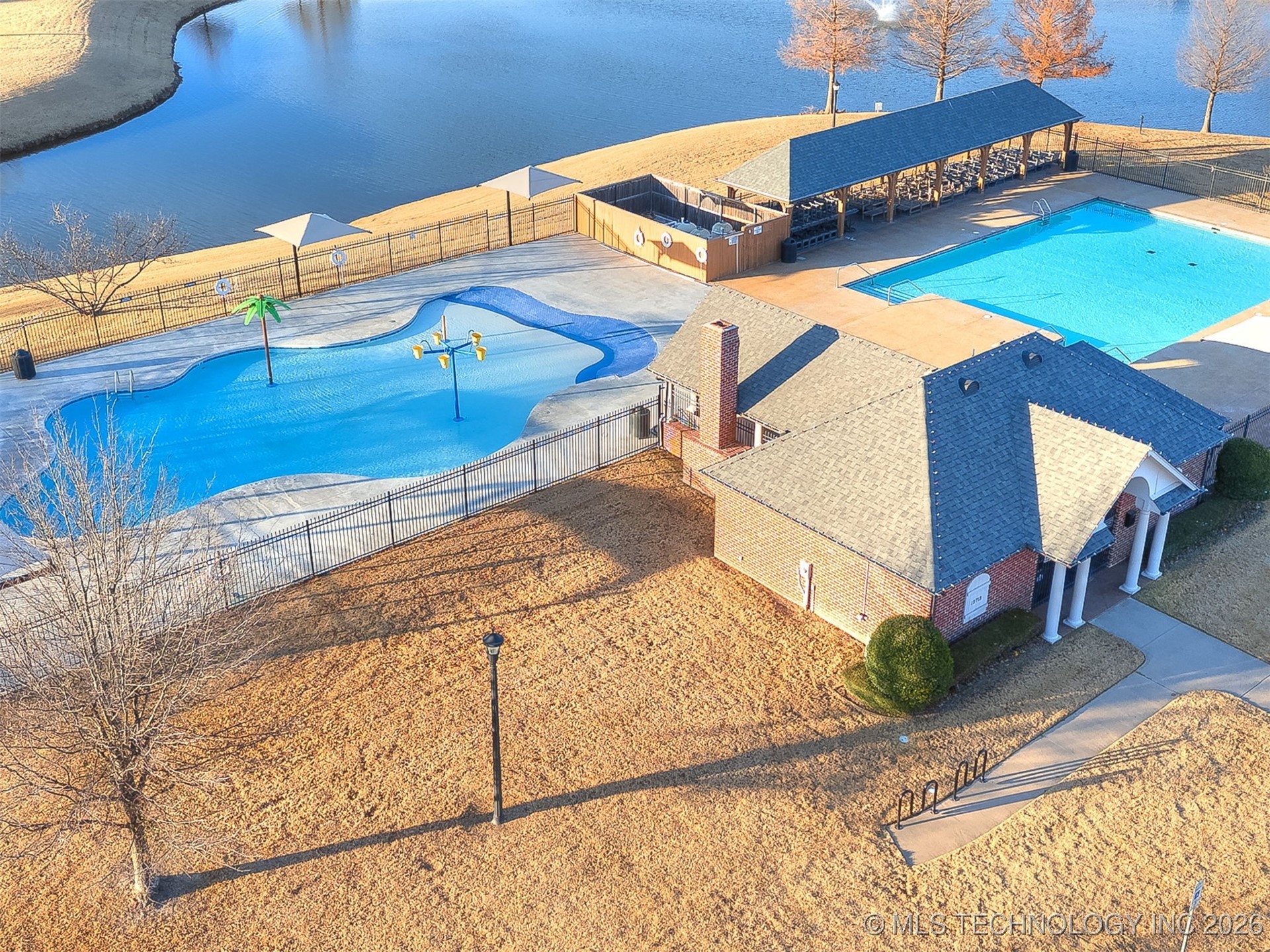 703 E 126th Street S Property Photo 38