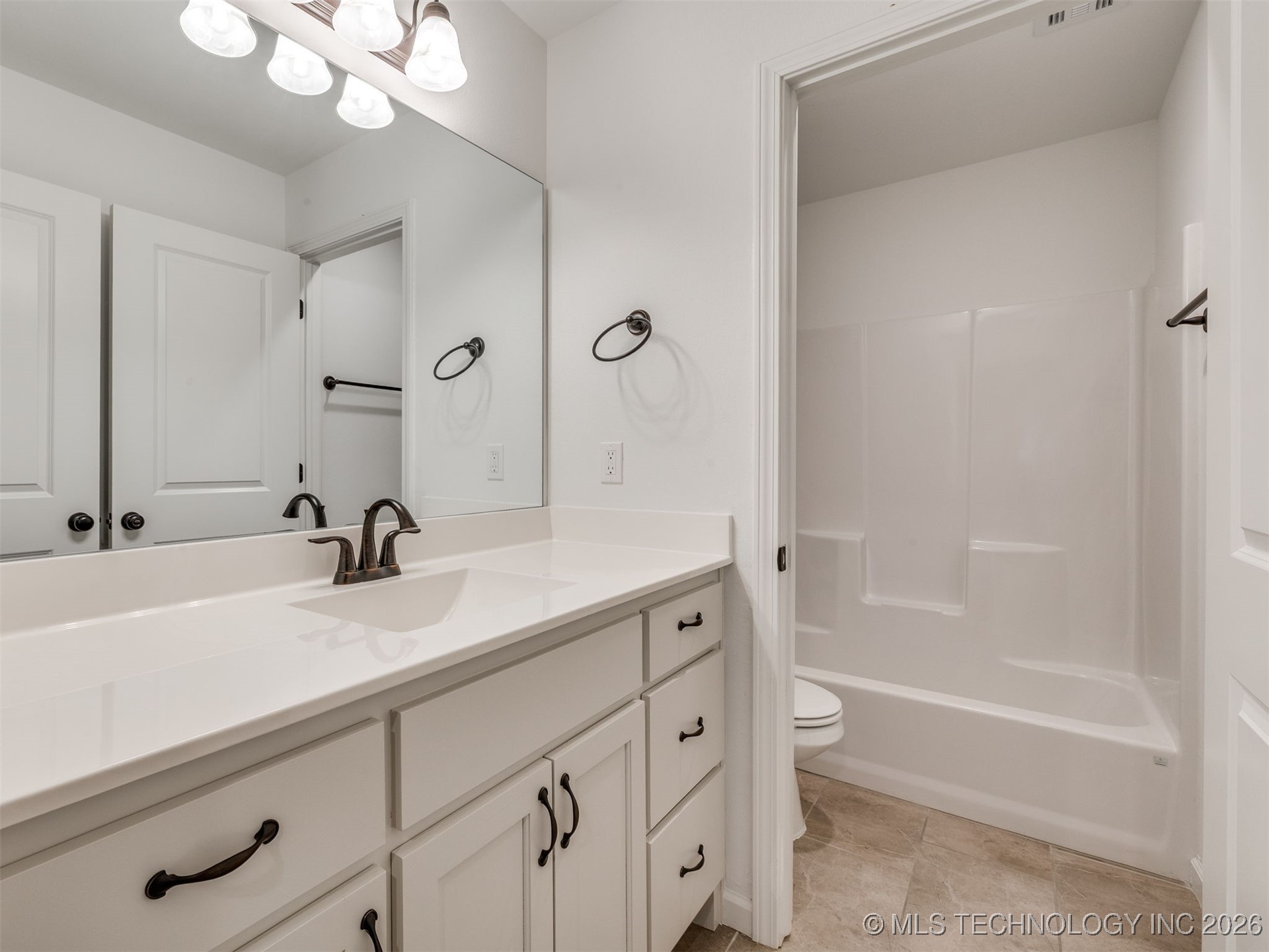 703 E 126th Street S Property Photo 65