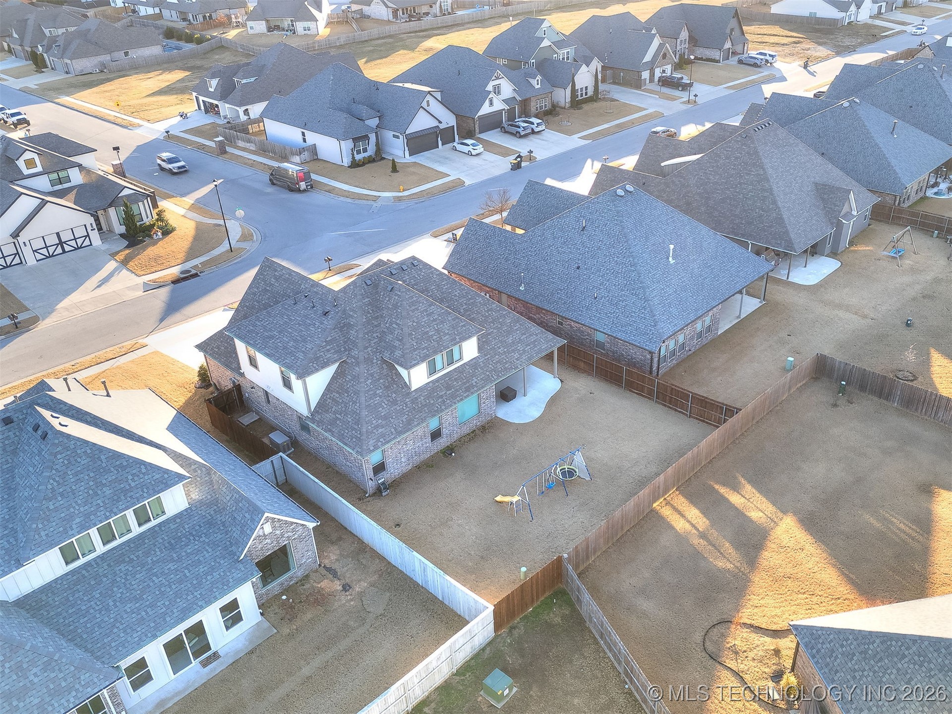 703 E 126th Street S Property Photo 74