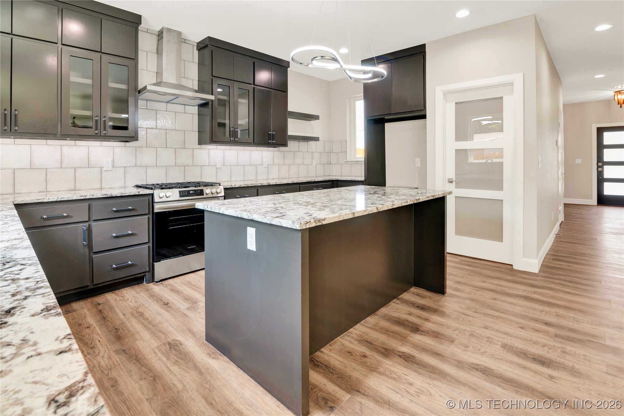 728 E Tecumseh Street North Property Photo 8