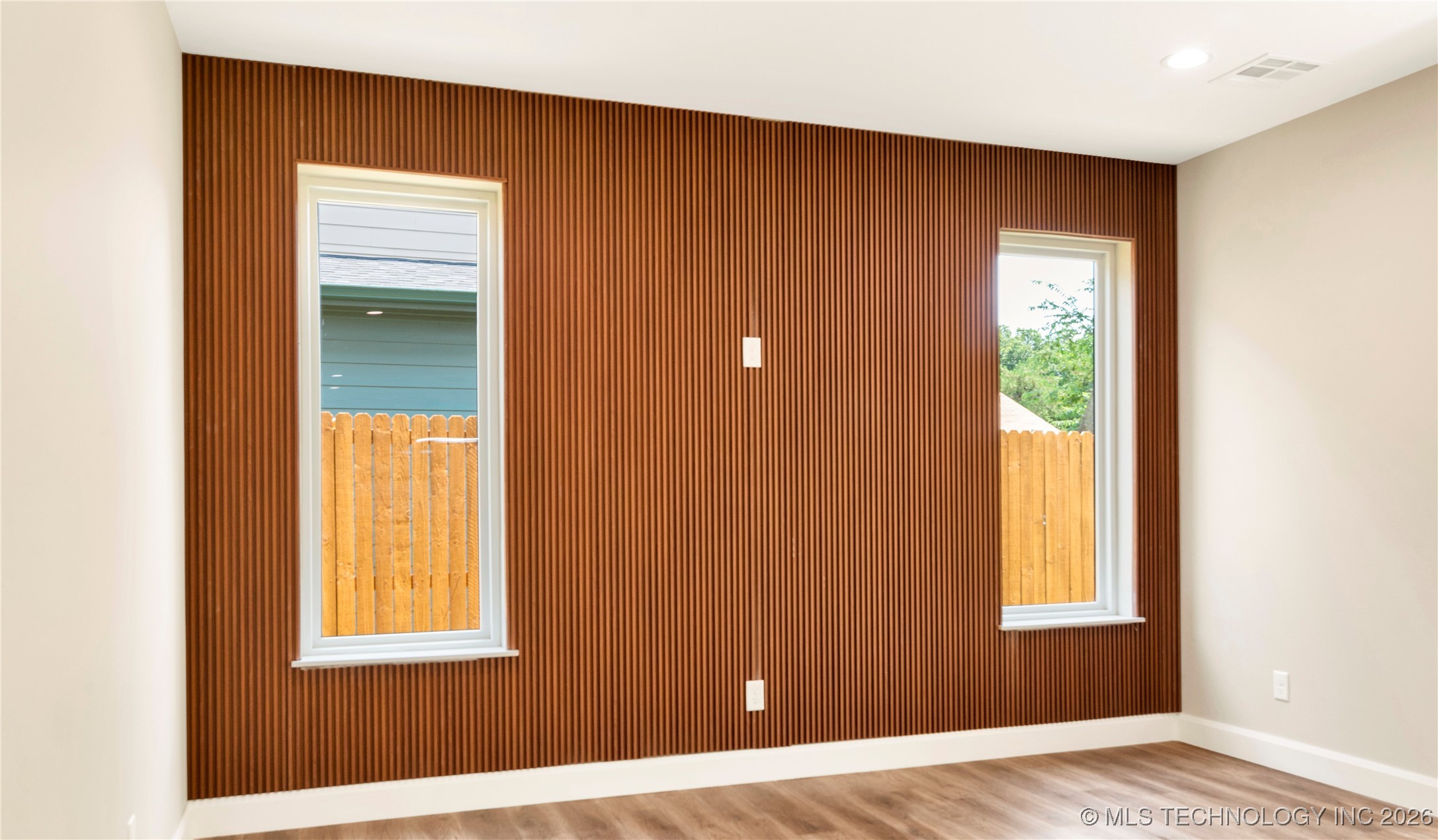 728 E Tecumseh Street North Property Photo 11