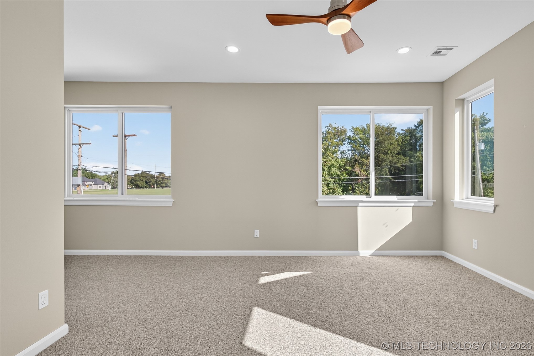 728 E Tecumseh Street North Property Photo 16