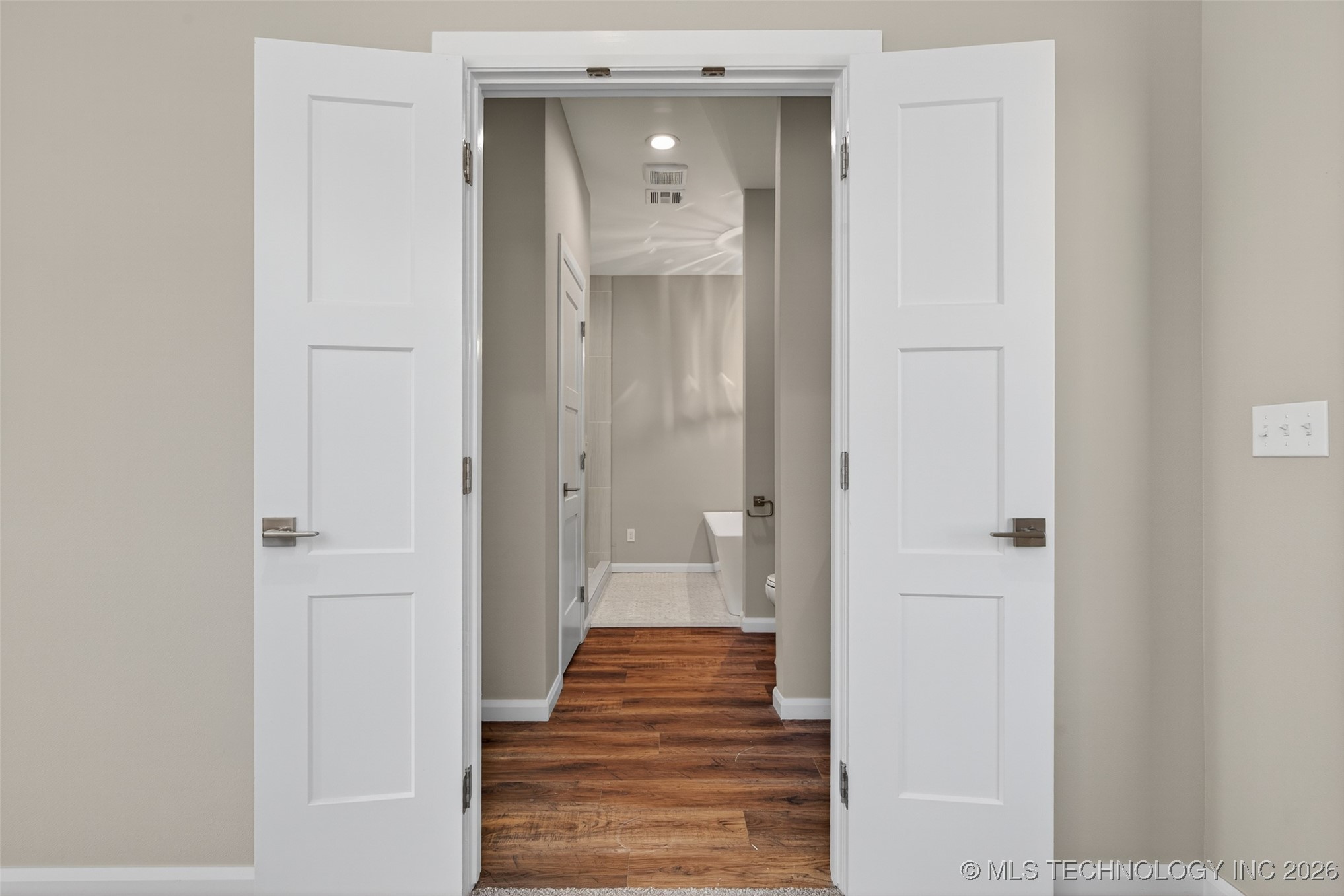 728 E Tecumseh Street North Property Photo 18