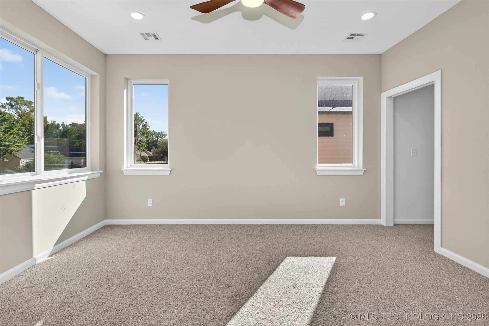 728 E Tecumseh Street North Property Photo 28