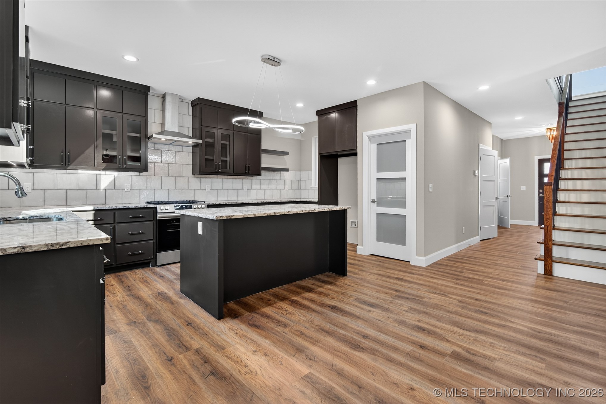 728 E Tecumseh Street North Property Photo 32