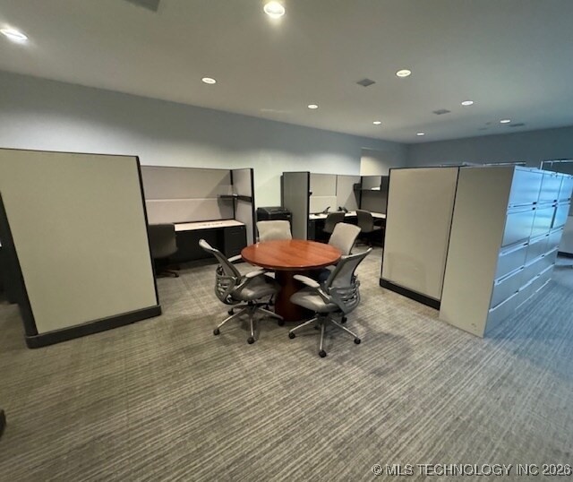 6939 S 69th East Avenue Property Photo 4