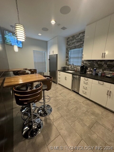 6939 S 69th East Avenue Property Photo 6