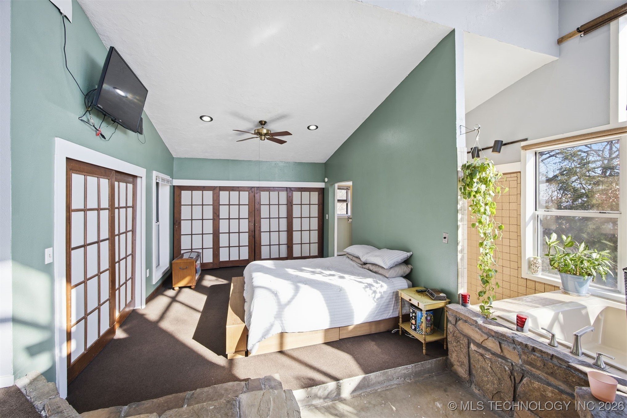 70 Acorn Lane Property Photo 12