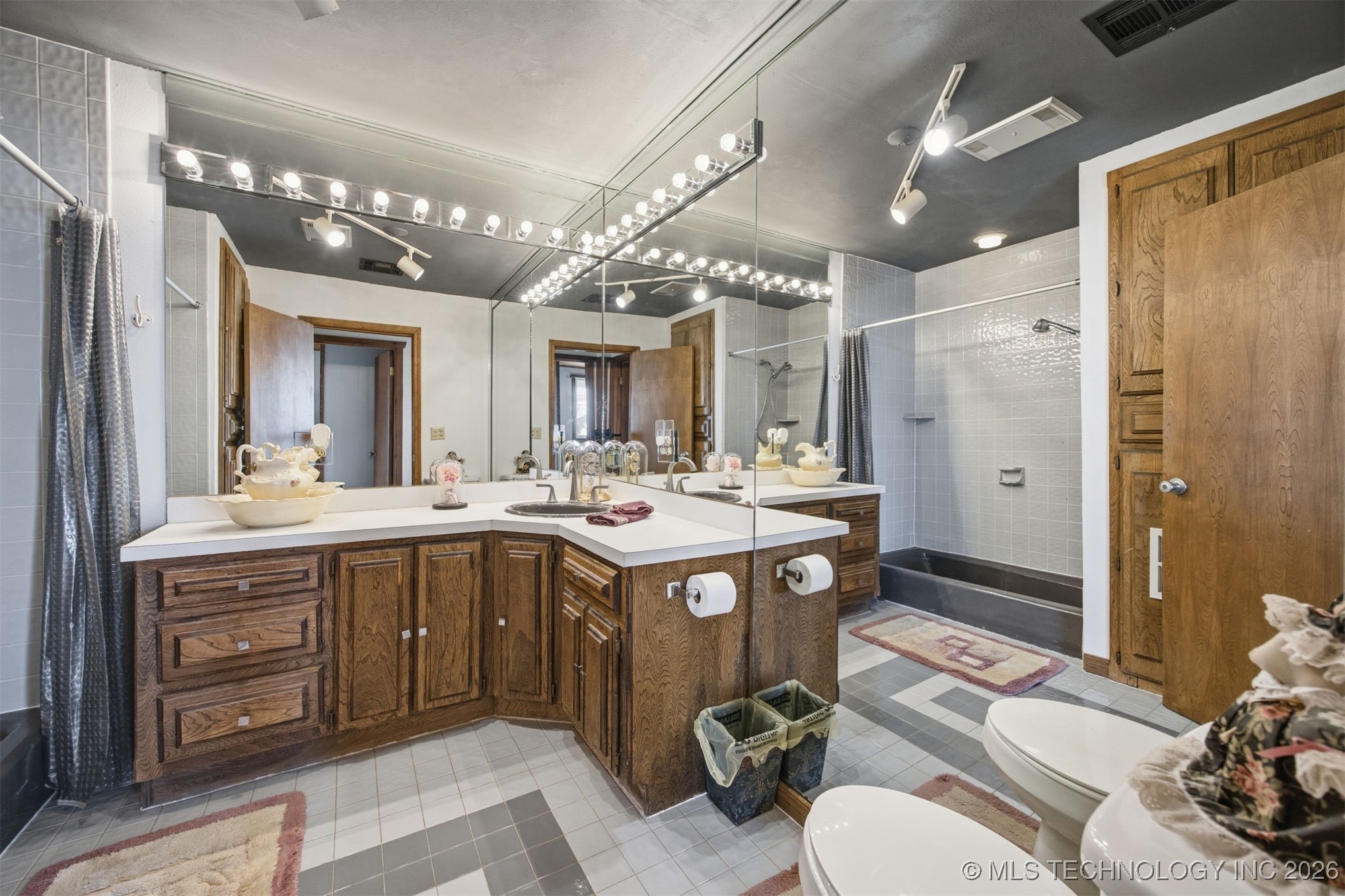 70 Acorn Lane Property Photo 24