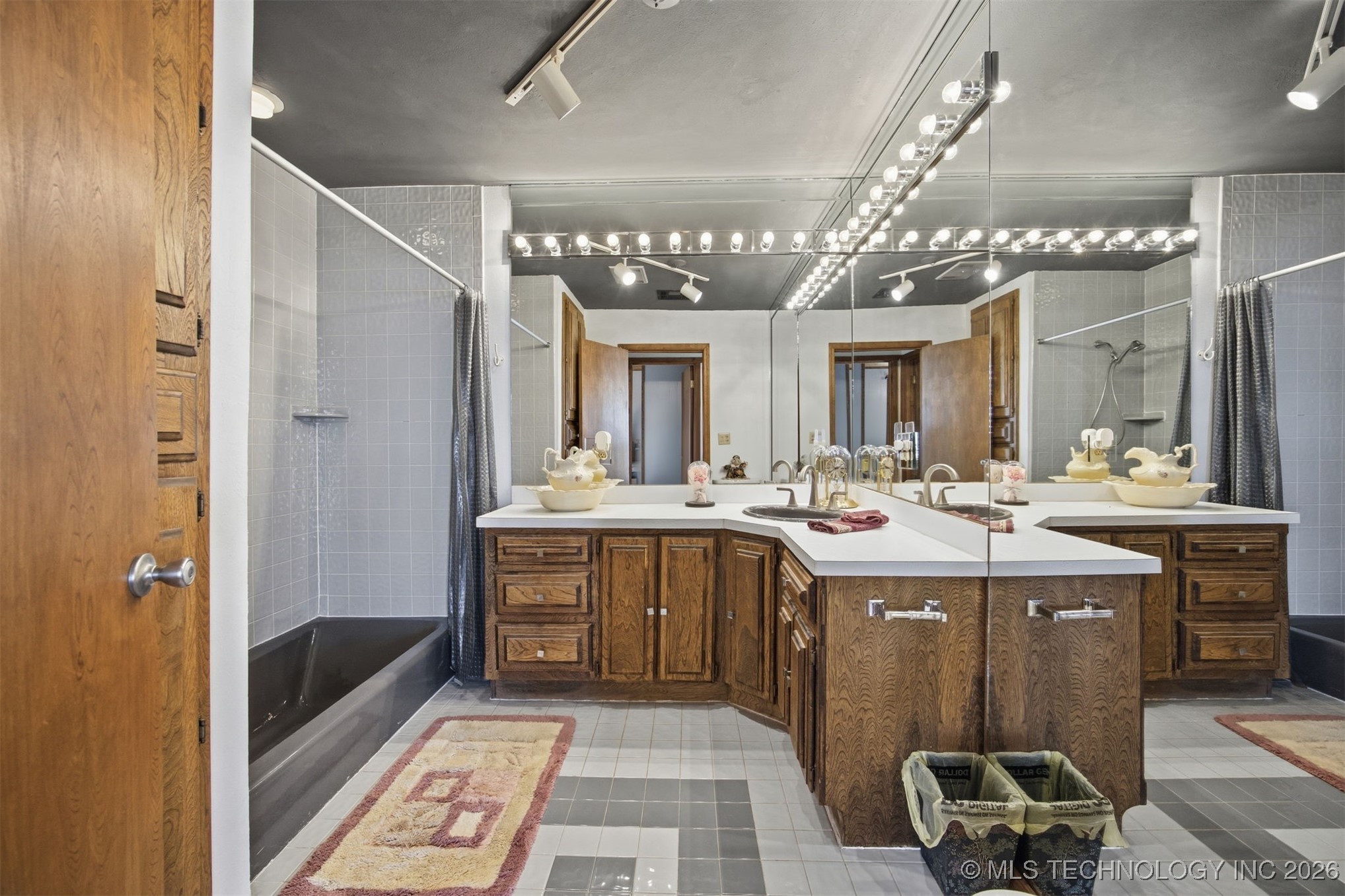 70 Acorn Lane Property Photo 25