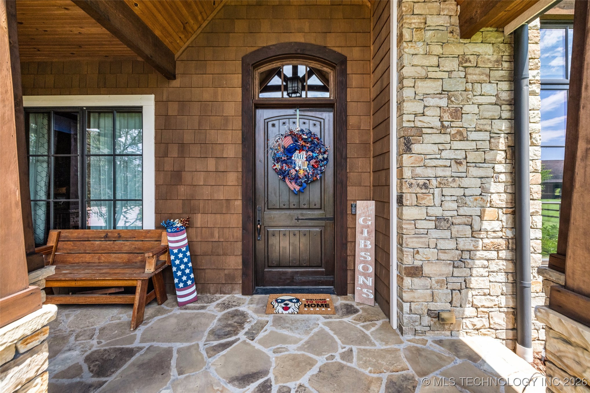 13533 S Lewis Avenue Property Photo 6