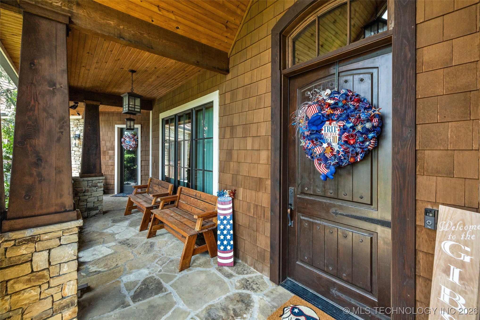 13533 S Lewis Avenue Property Photo 7