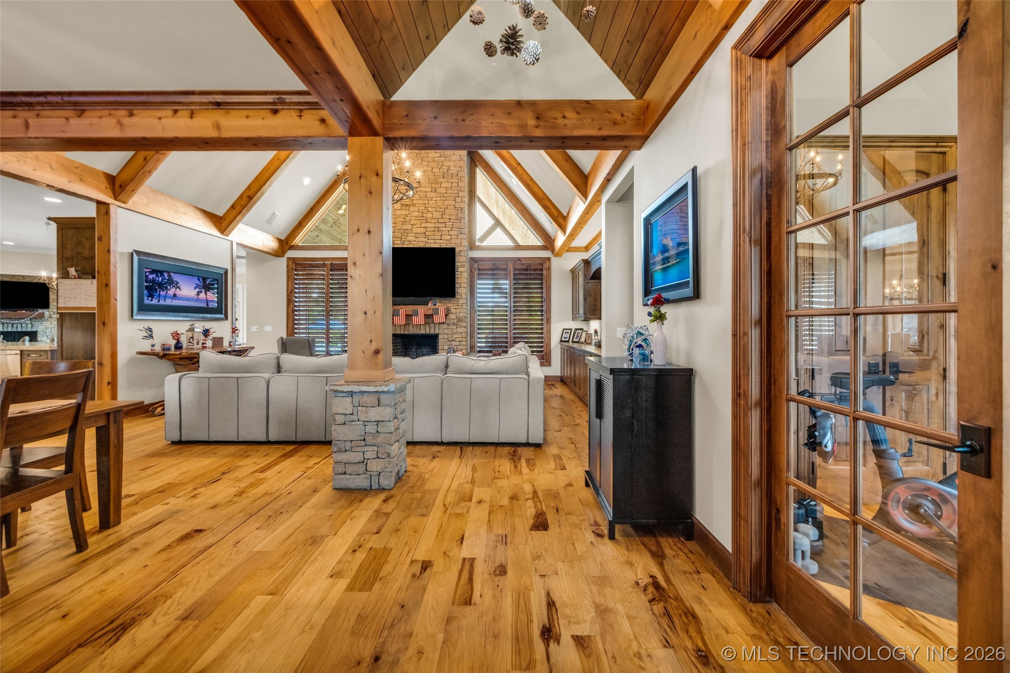 13533 S Lewis Avenue Property Photo 11