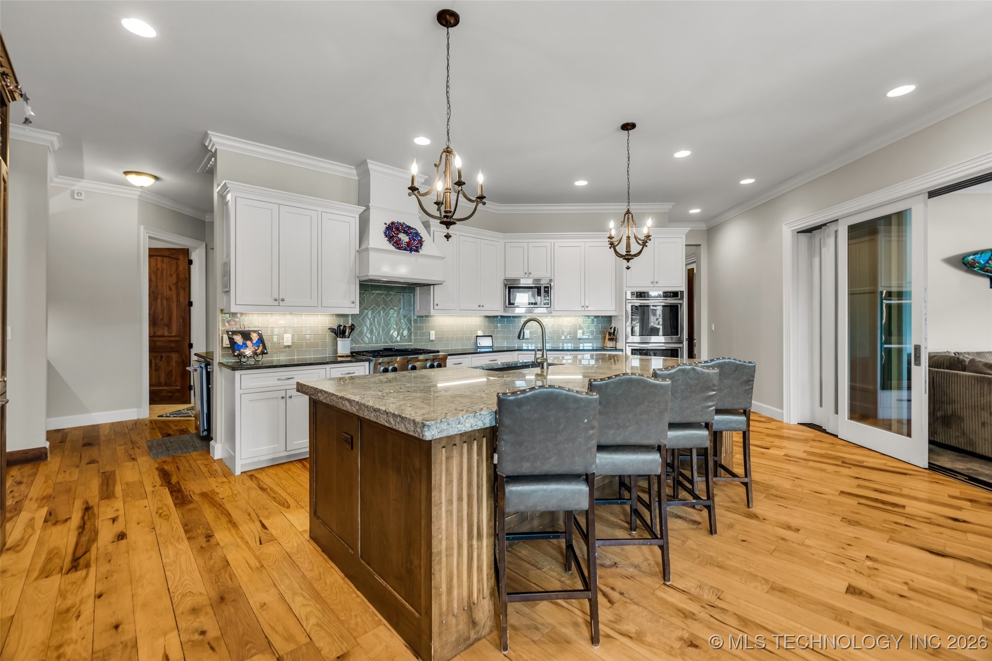 13533 S Lewis Avenue Property Photo 16