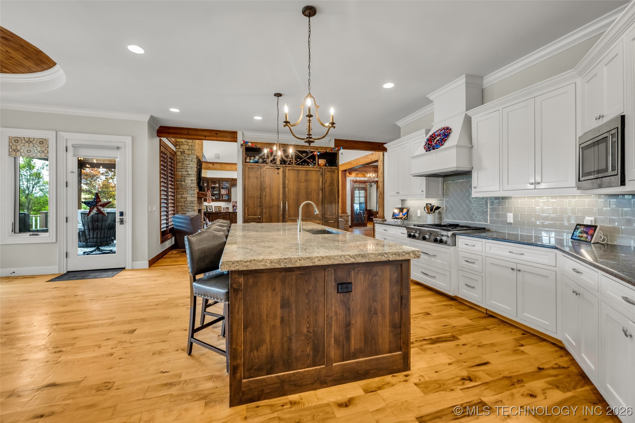 13533 S Lewis Avenue Property Photo 17