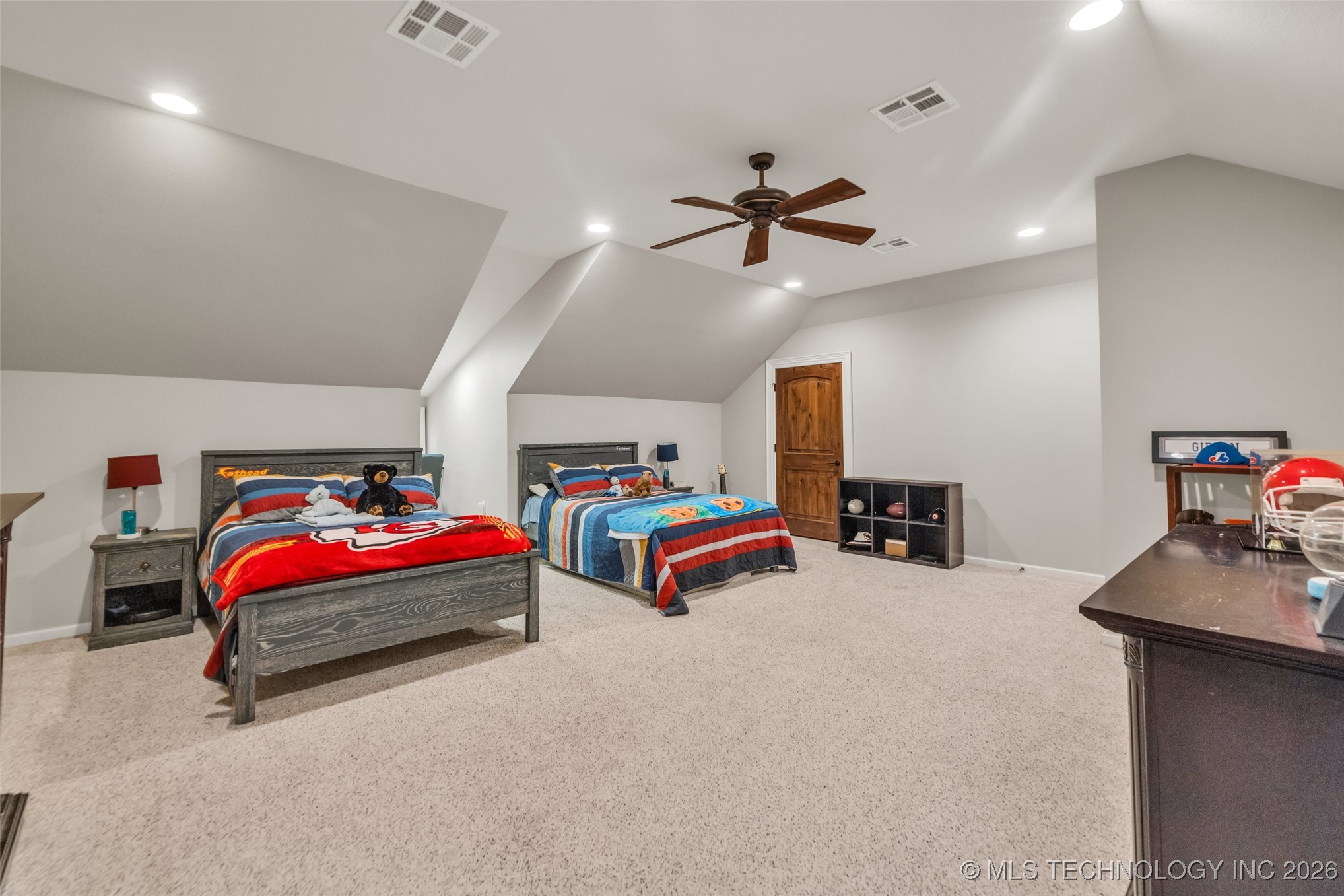 13533 S Lewis Avenue Property Photo 52