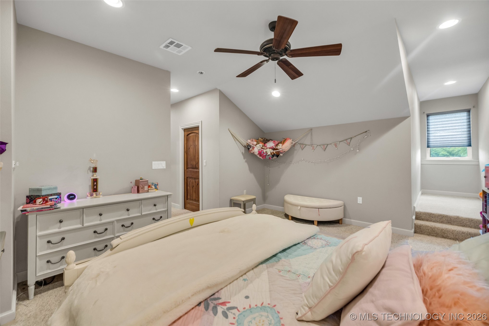 13533 S Lewis Avenue Property Photo 56