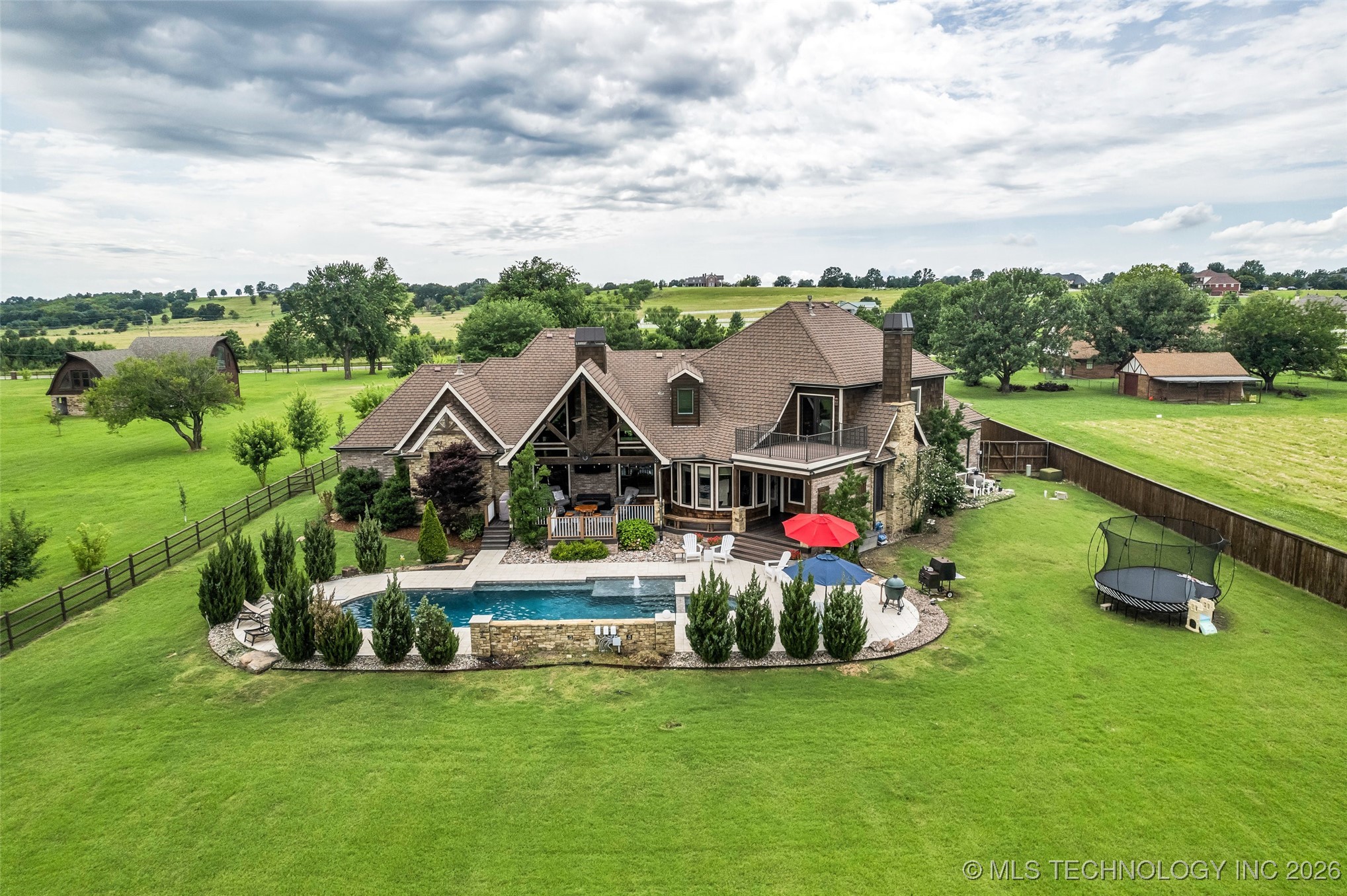 13533 S Lewis Avenue Property Photo 67