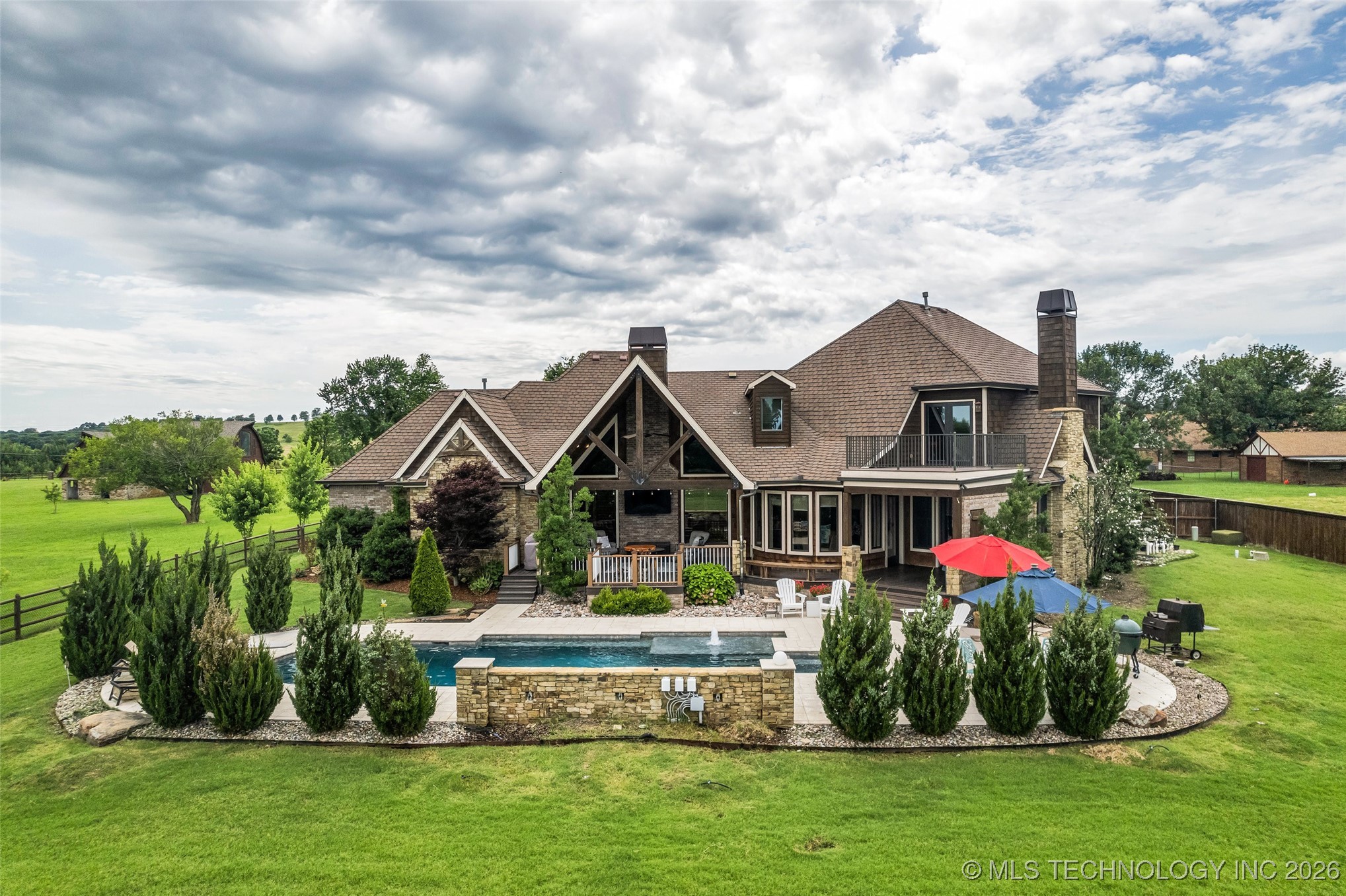 13533 S Lewis Avenue Property Photo 69