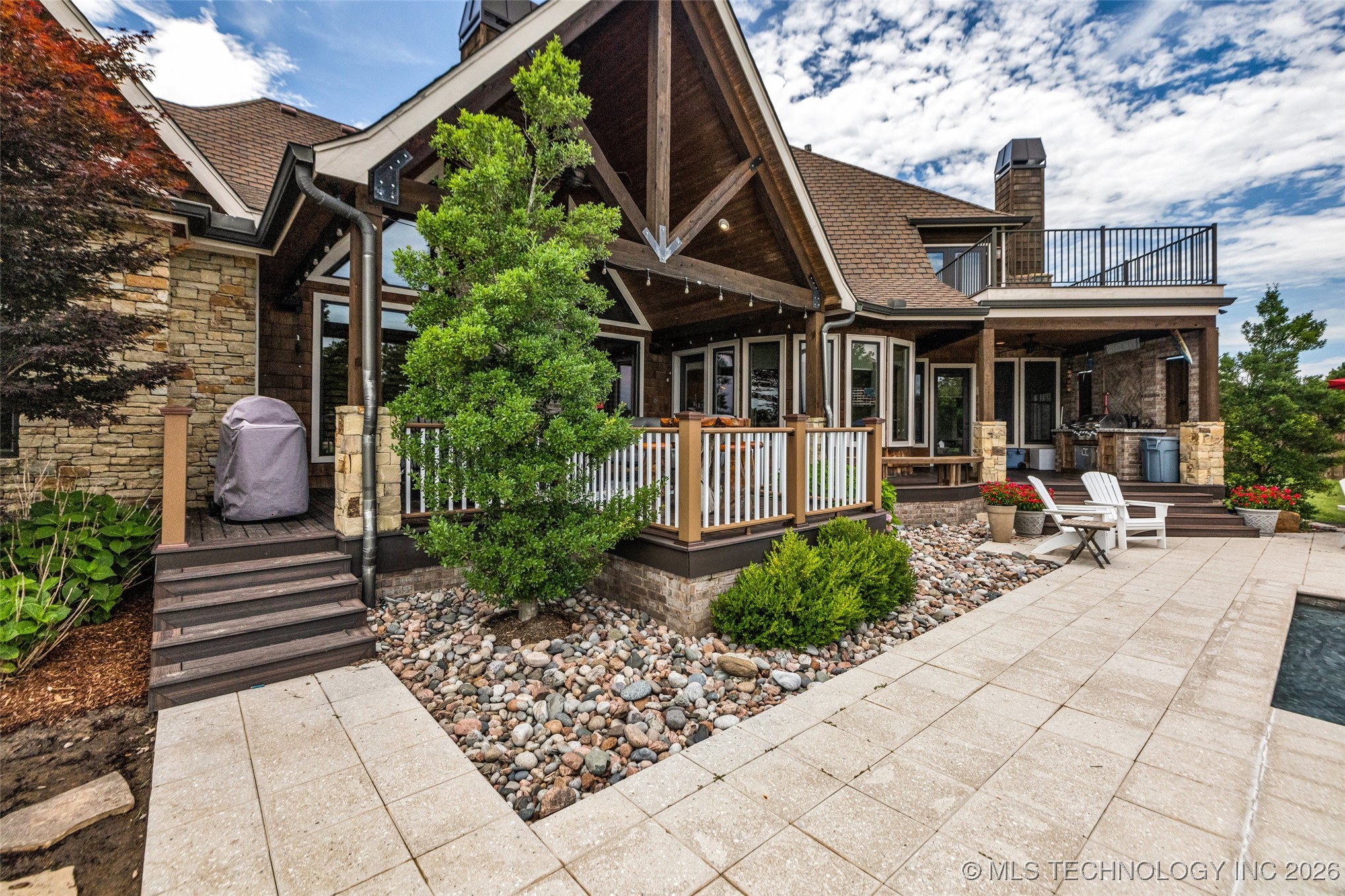 13533 S Lewis Avenue Property Photo 76