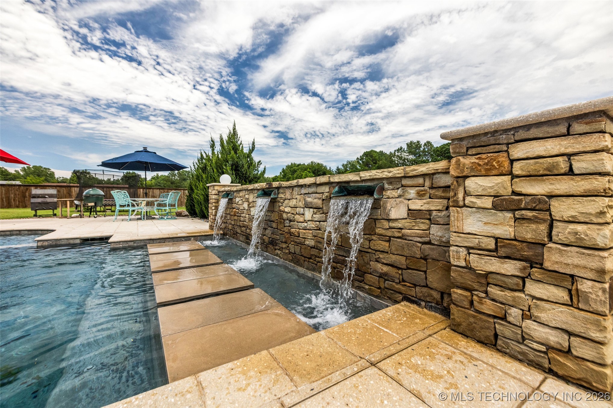 13533 S Lewis Avenue Property Photo 84