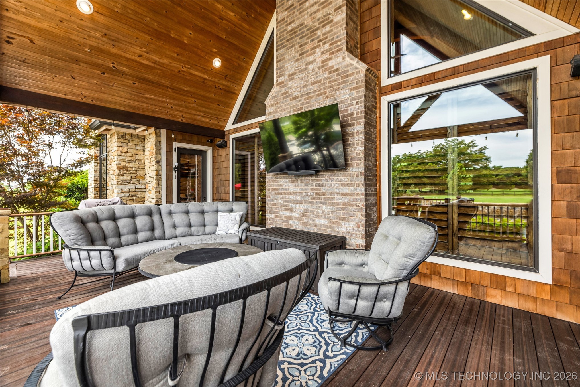 13533 S Lewis Avenue Property Photo 86