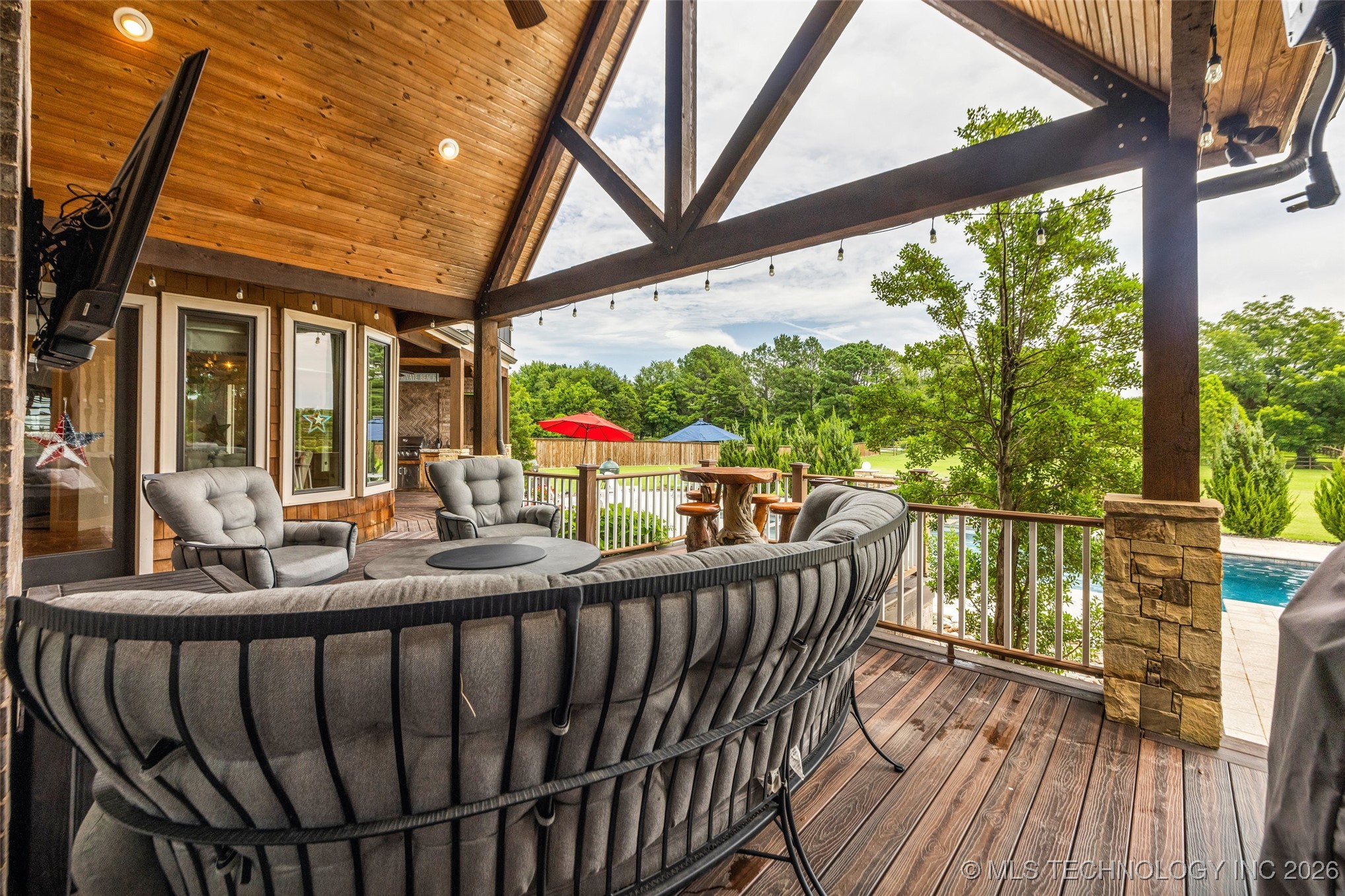 13533 S Lewis Avenue Property Photo 90