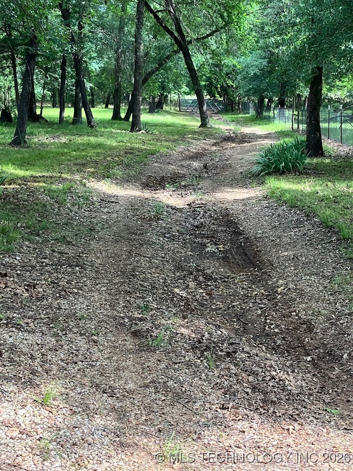 229 Blue Hill Property Photo 4