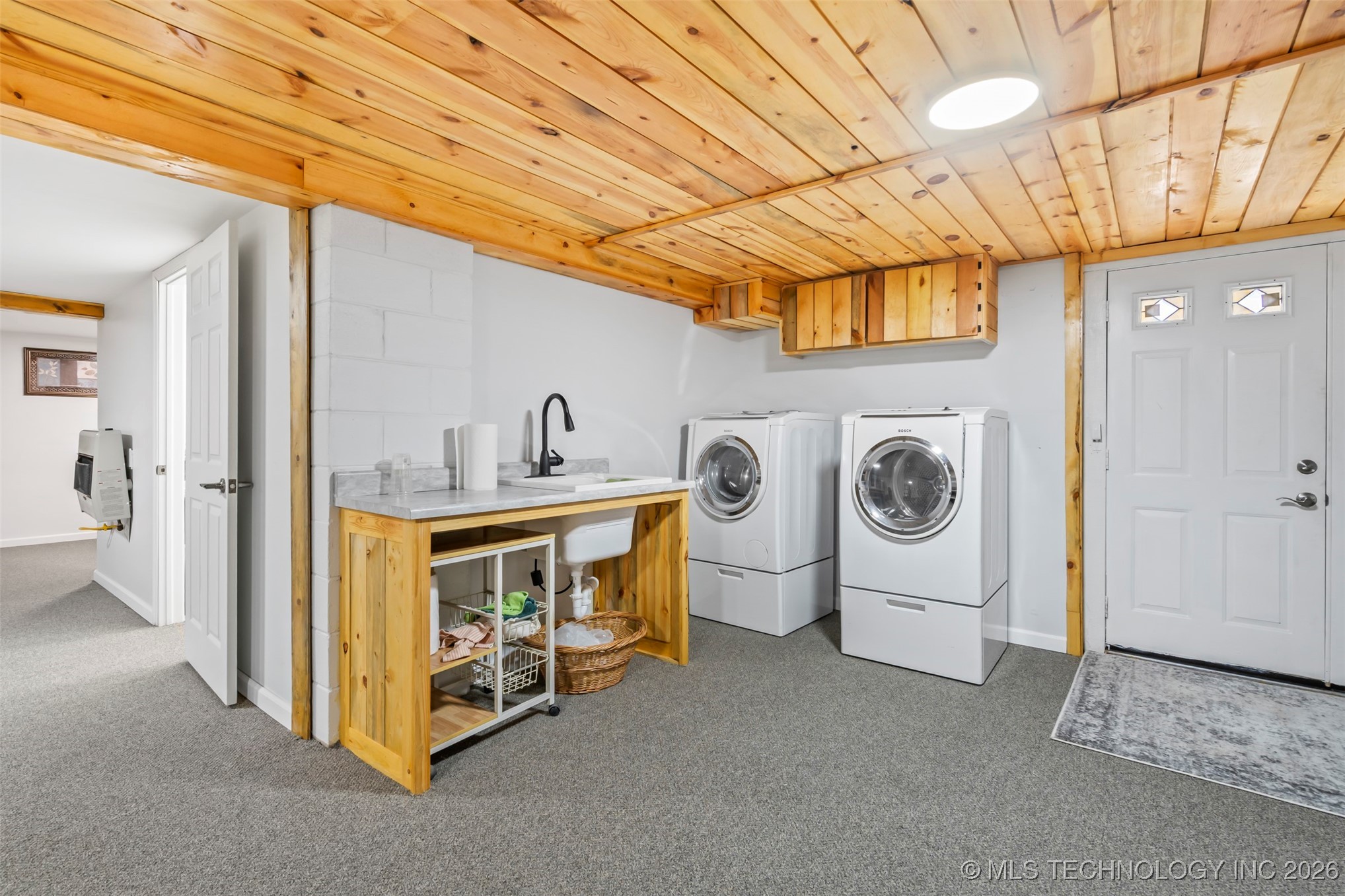 1189 E Tulsa Avenue Property Photo 23