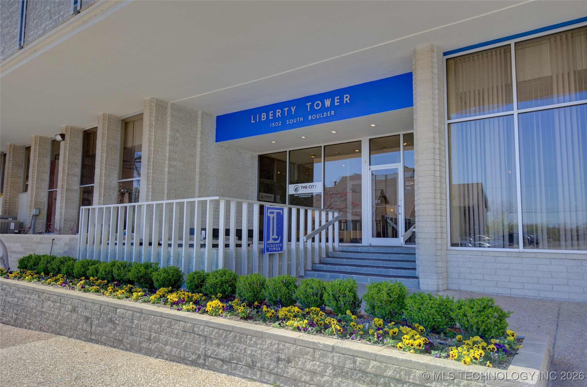 1502 S Boulder Avenue 18a Property Photo 2