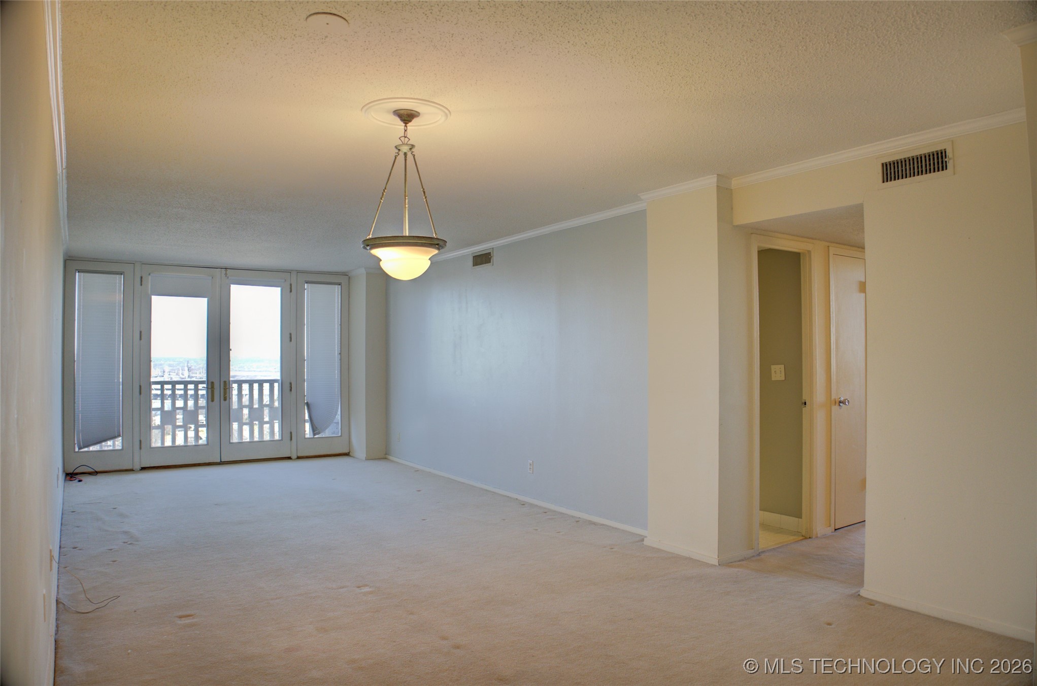 1502 S Boulder Avenue 18a Property Photo 4